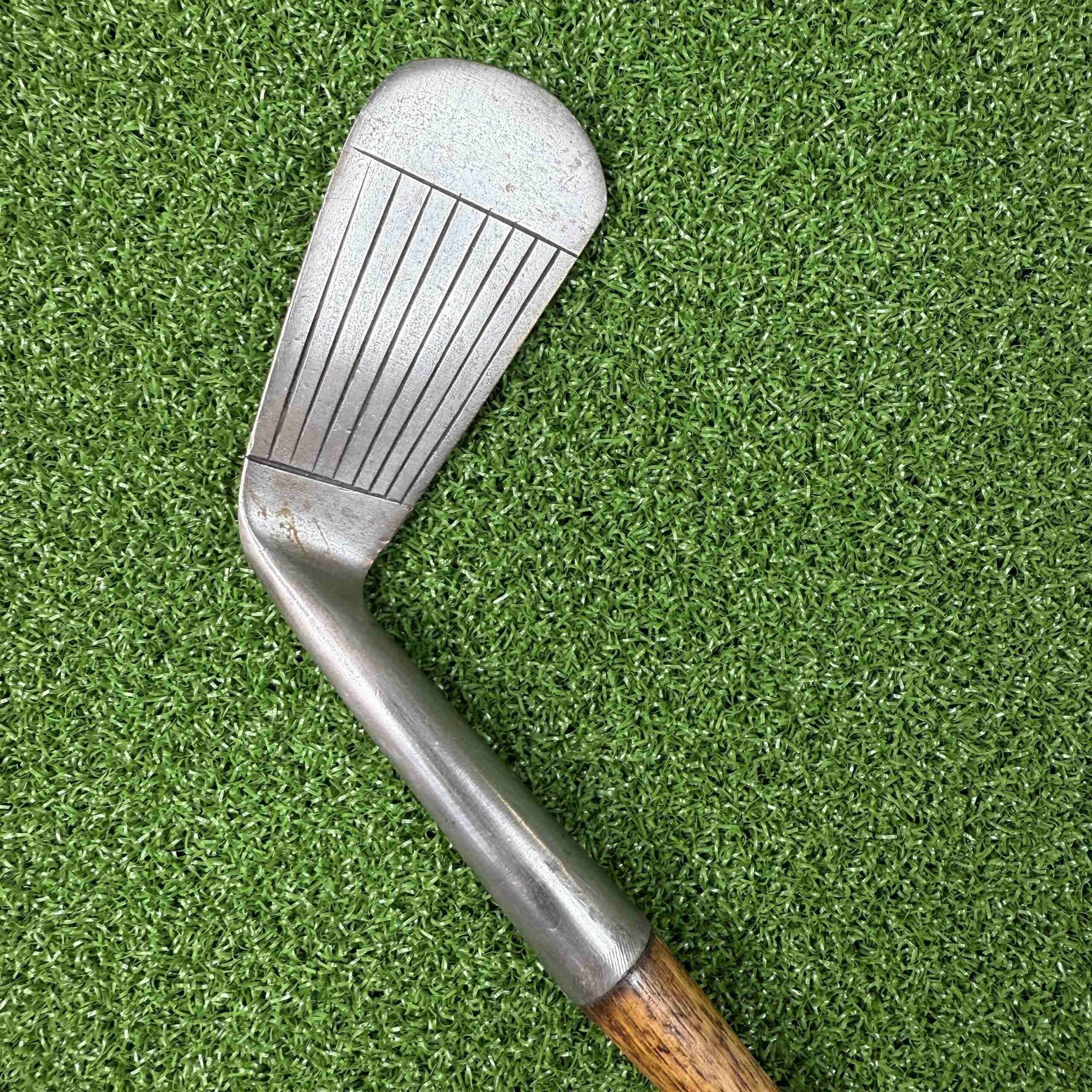 Antique Cleek, Mid-Mashie, Mashie (Vintage) - Image 2